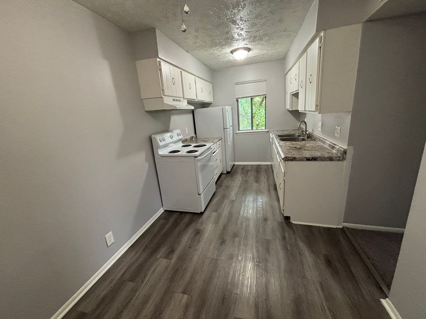 Omaha Apartment: 2303 Benson Gardens Blvd