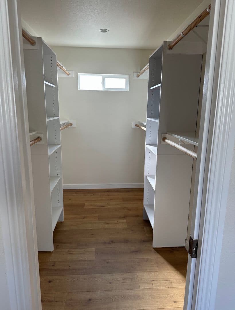 Port Hueneme Apartment: 130 Surfside Dr.