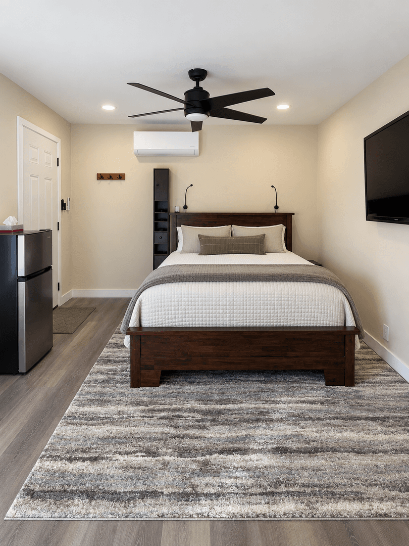 Newbury Park House: 144 Charro Ave