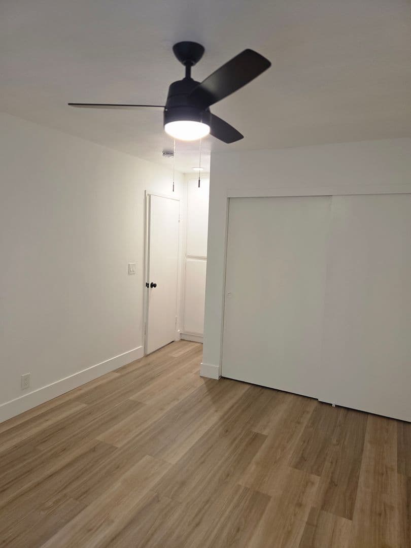 Santa Paula Apartment: 230 W Harvard Blvd.