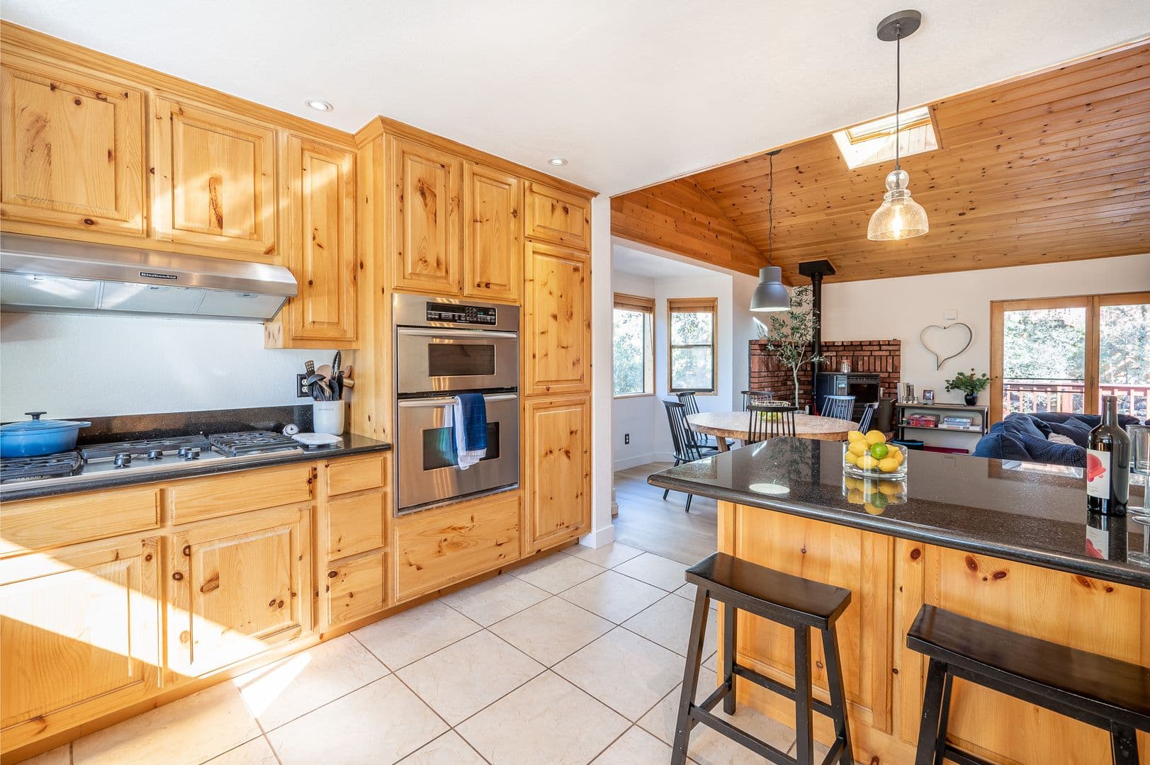 Pine Mountain Club House: 2216 Maplewood Way