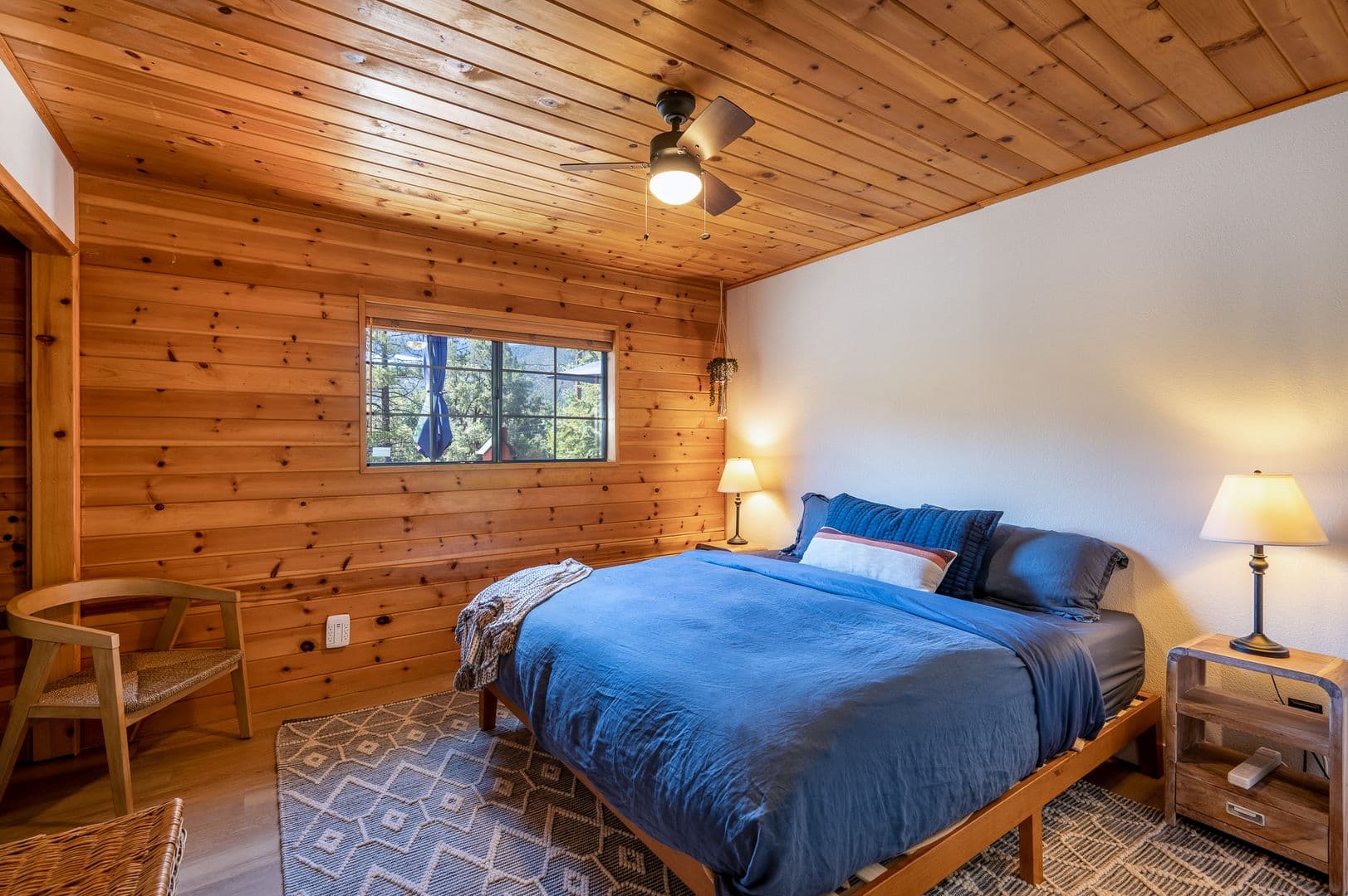 Pine Mountain Club House: 2216 Maplewood Way