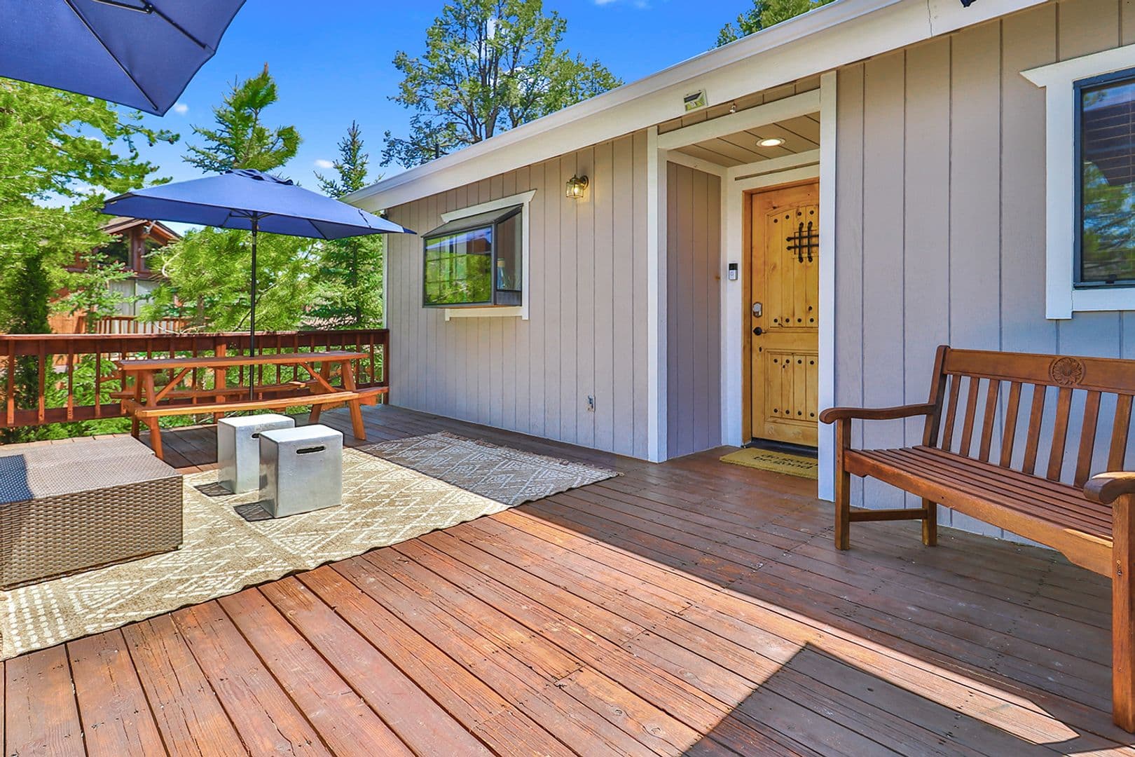 Pine Mountain Club House: 2216 Maplewood Way
