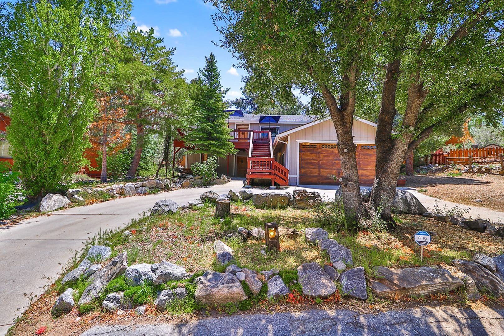 Pine Mountain Club House: 2216 Maplewood Way