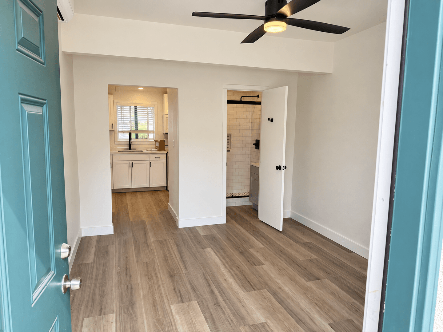 Santa Paula Apartment: 626 Acacia Rd.
