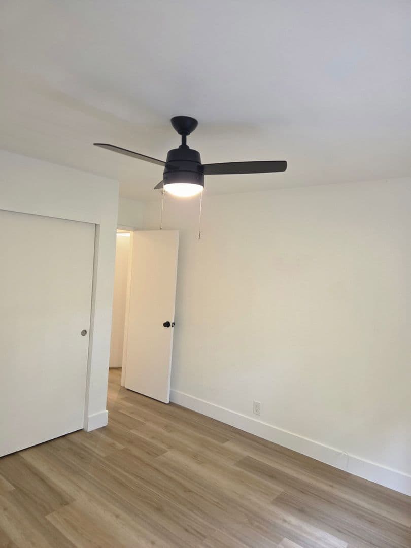 Santa Paula Apartment: 230 W Harvard Blvd.