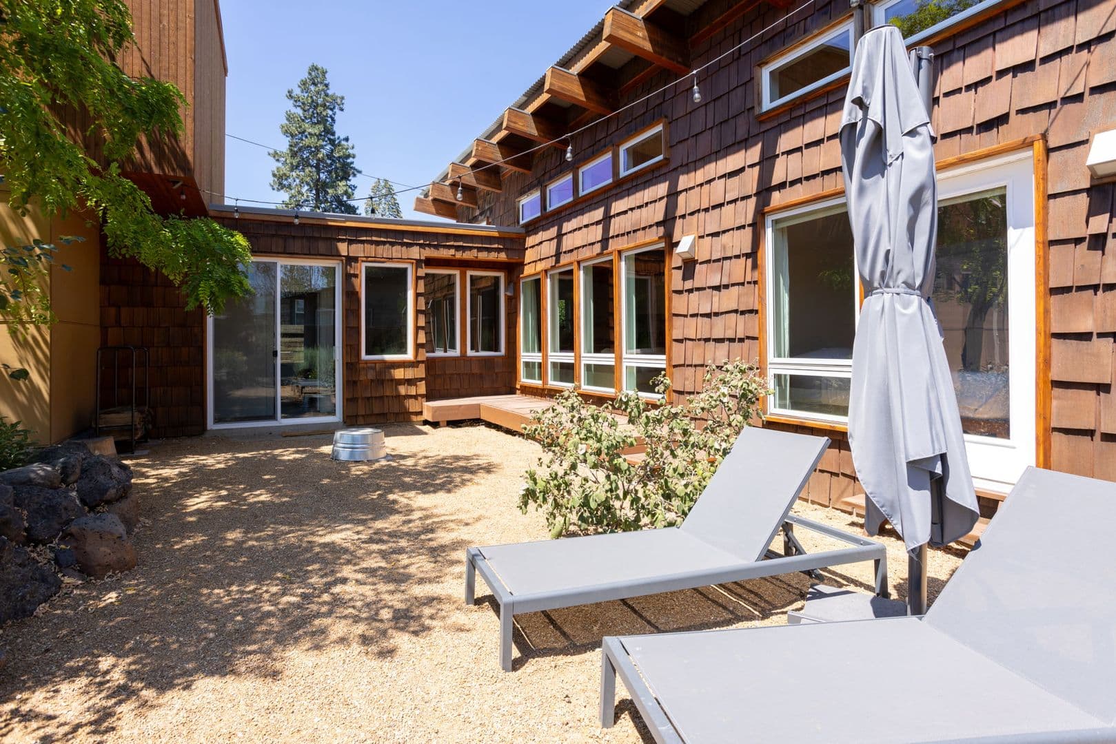 Bend House: 1325 NW Albany Ave
