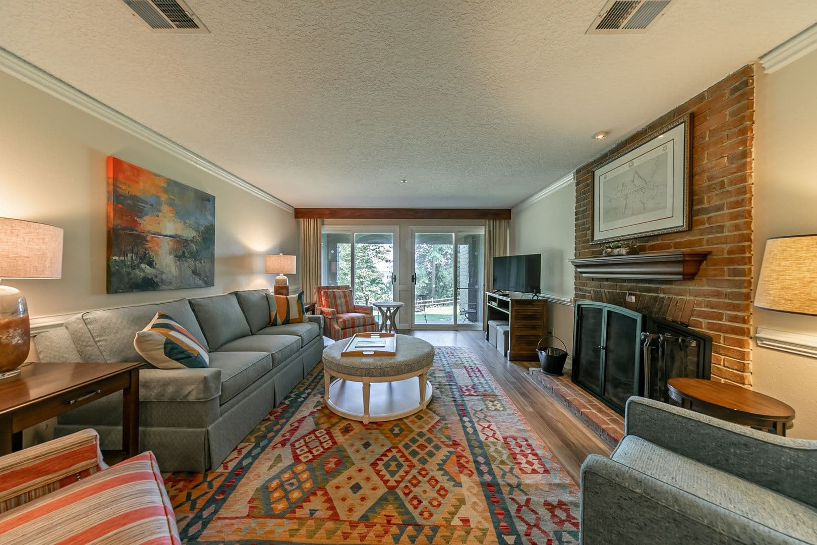 Williamsburg Condo: 707 Graves Ordinary