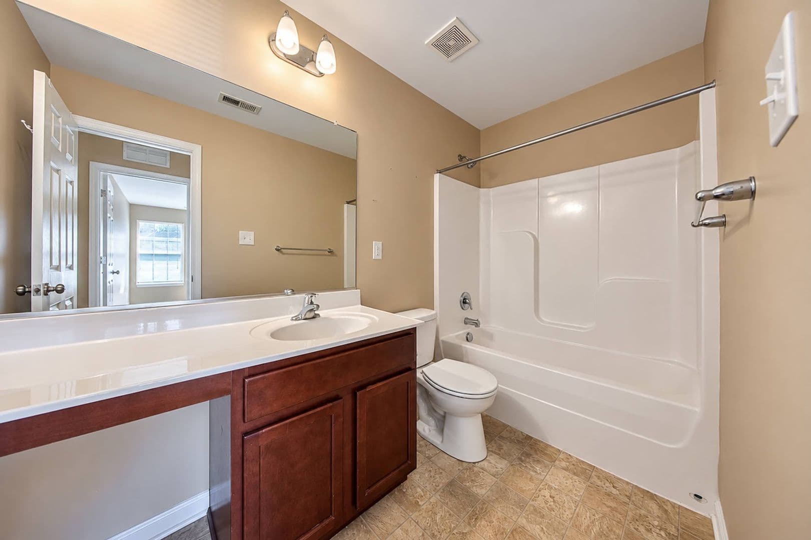 Williamsburg House: 6519 Campaign Street