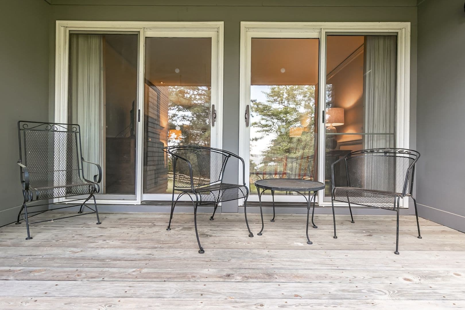 Williamsburg Condo: 707 Graves Ordinary