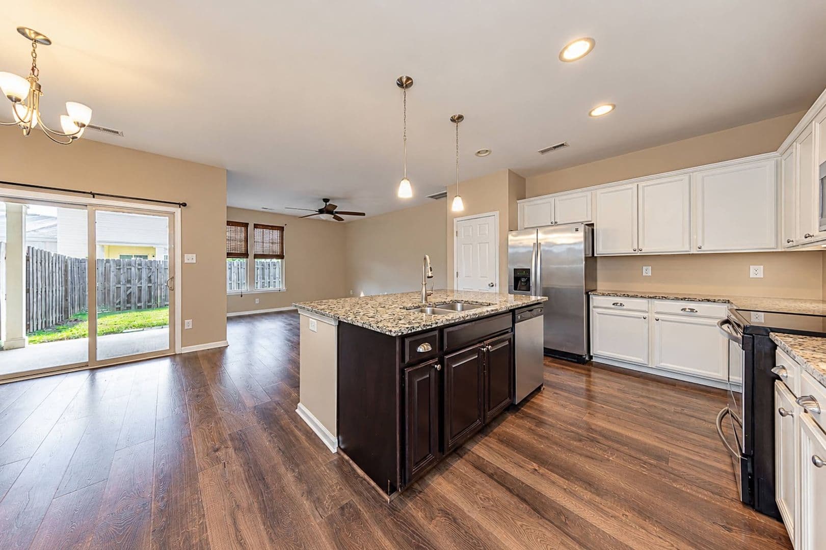 Williamsburg House: 6519 Campaign Street