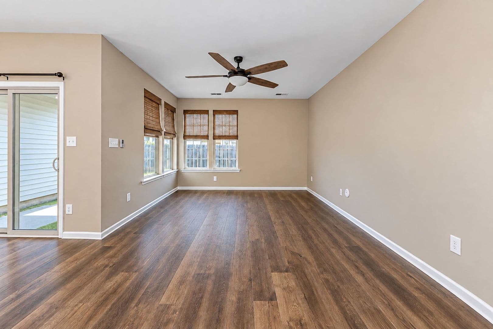 Williamsburg House: 6519 Campaign Street