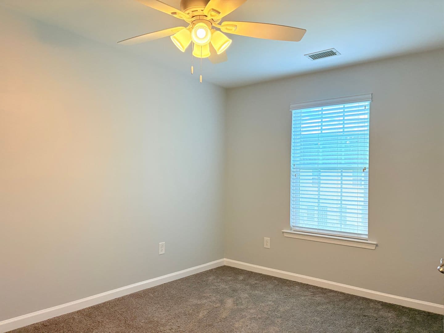 Yorktown Townhome: 104 Riva Court