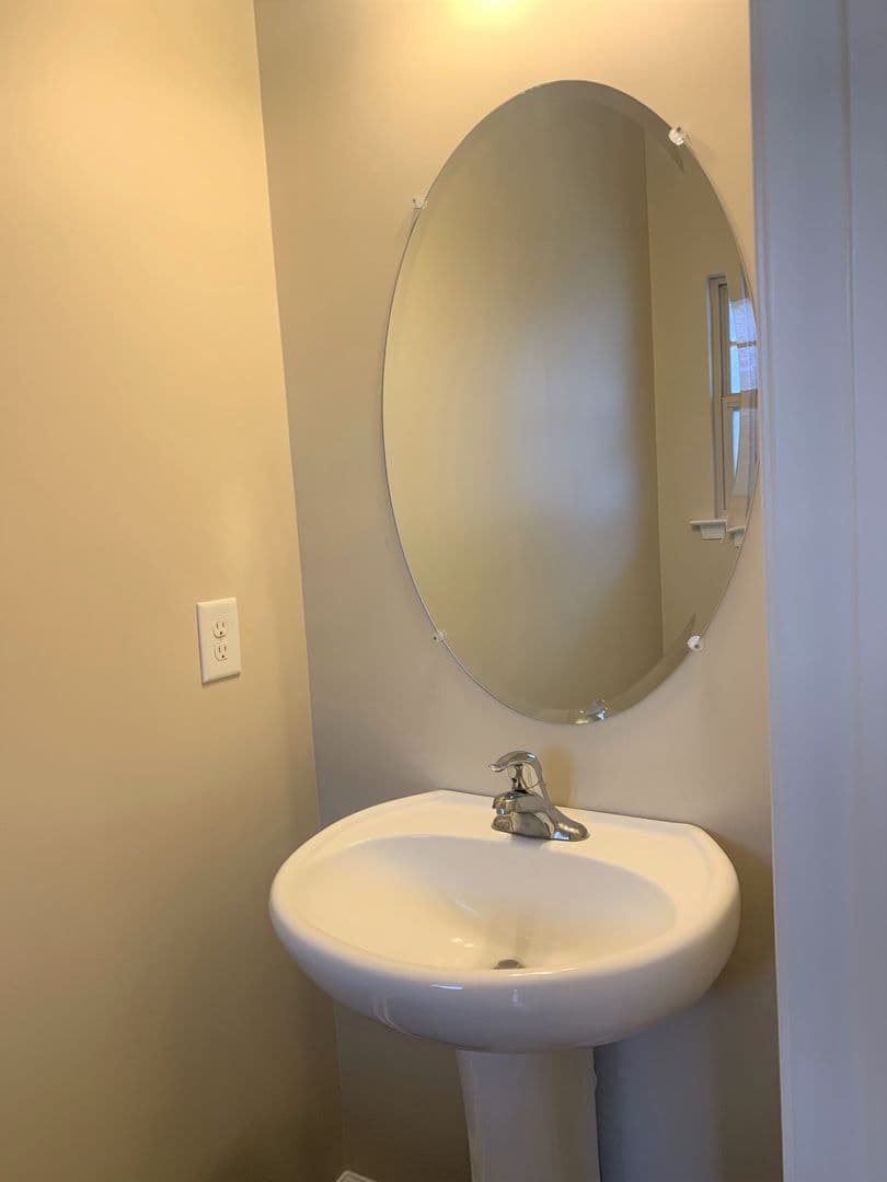 Williamsburg House: 6519 Campaign Street
