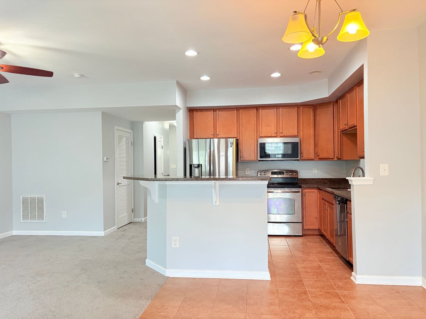 Yorktown Townhome: 104 Riva Court