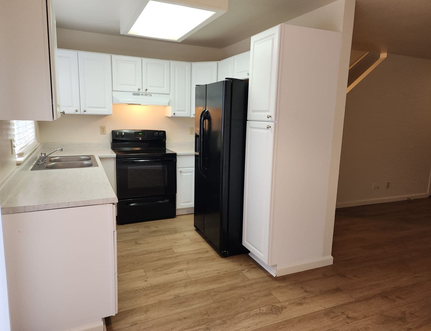Dayton Apartment: 404 Valley Circle