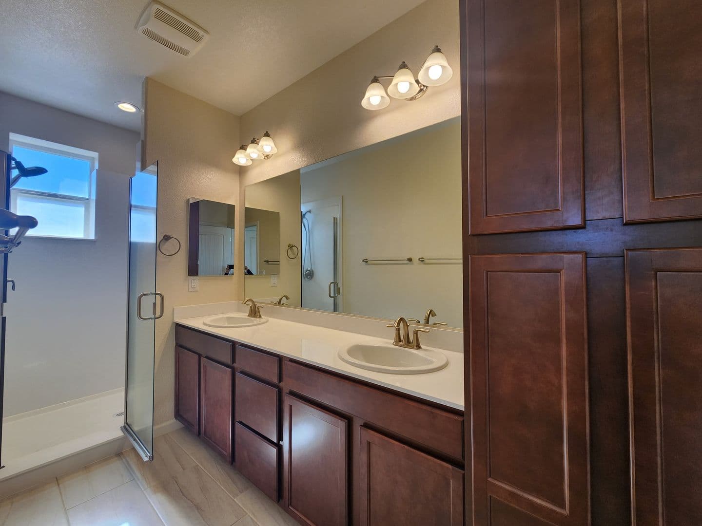 Carson City House: 1034 Arbor Road