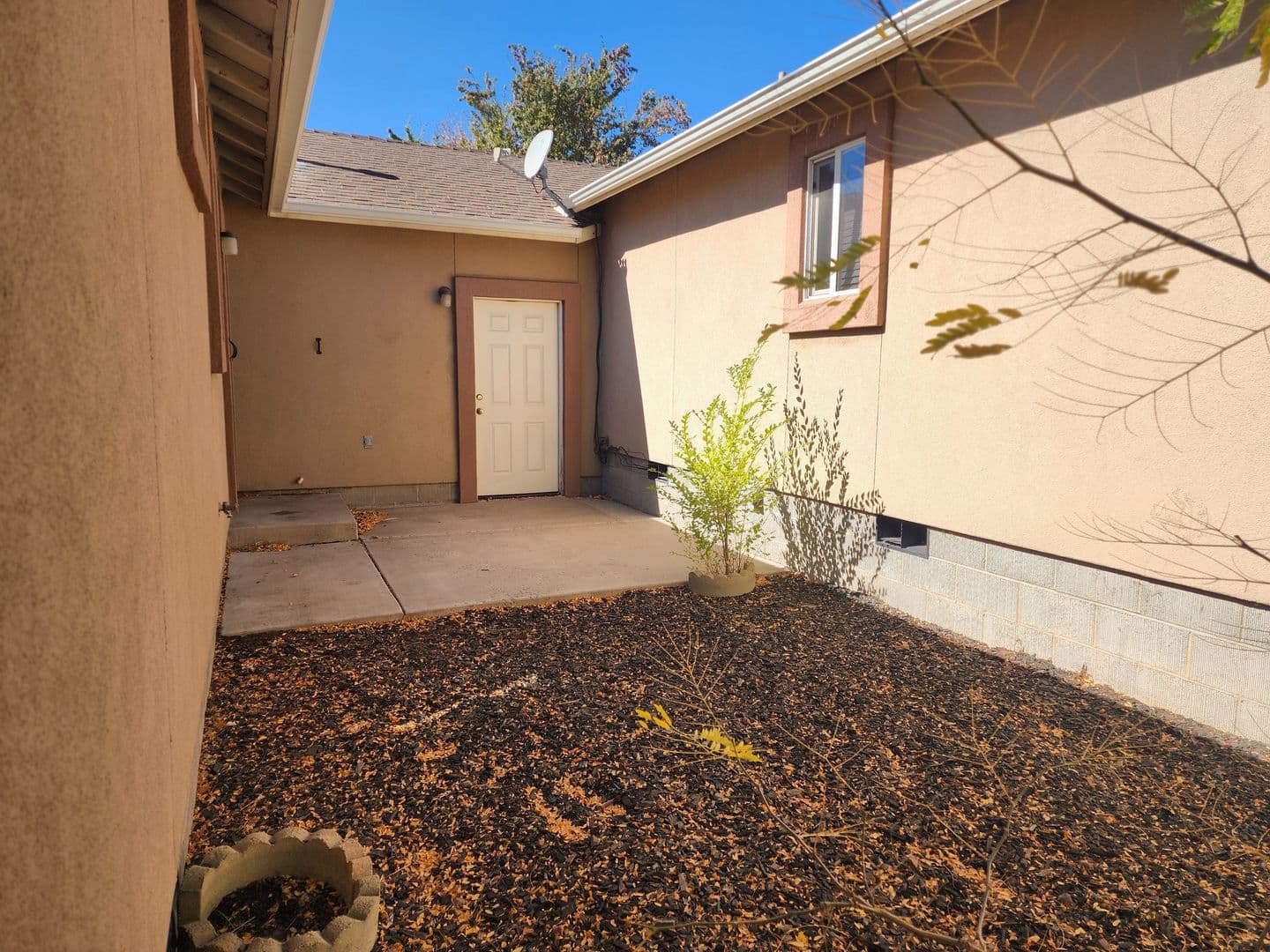 Carson City Apartment: 3500 Vista Grande Blvd.