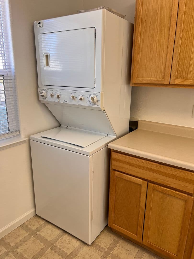 Fernley Apartment: 725 Starlite Drive