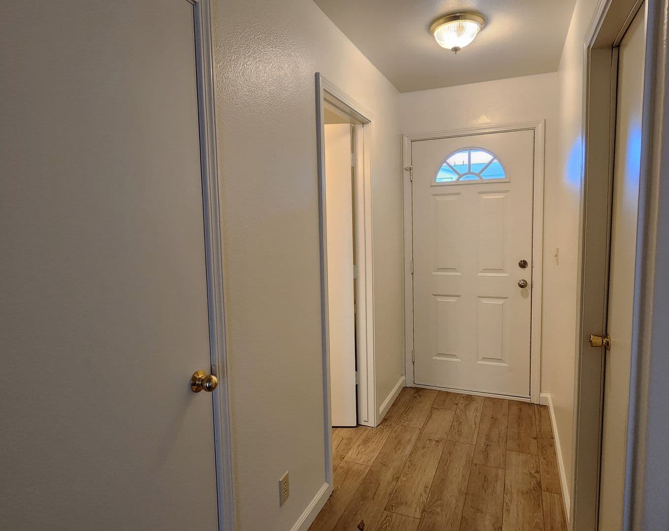 Dayton Apartment: 404 Valley Circle