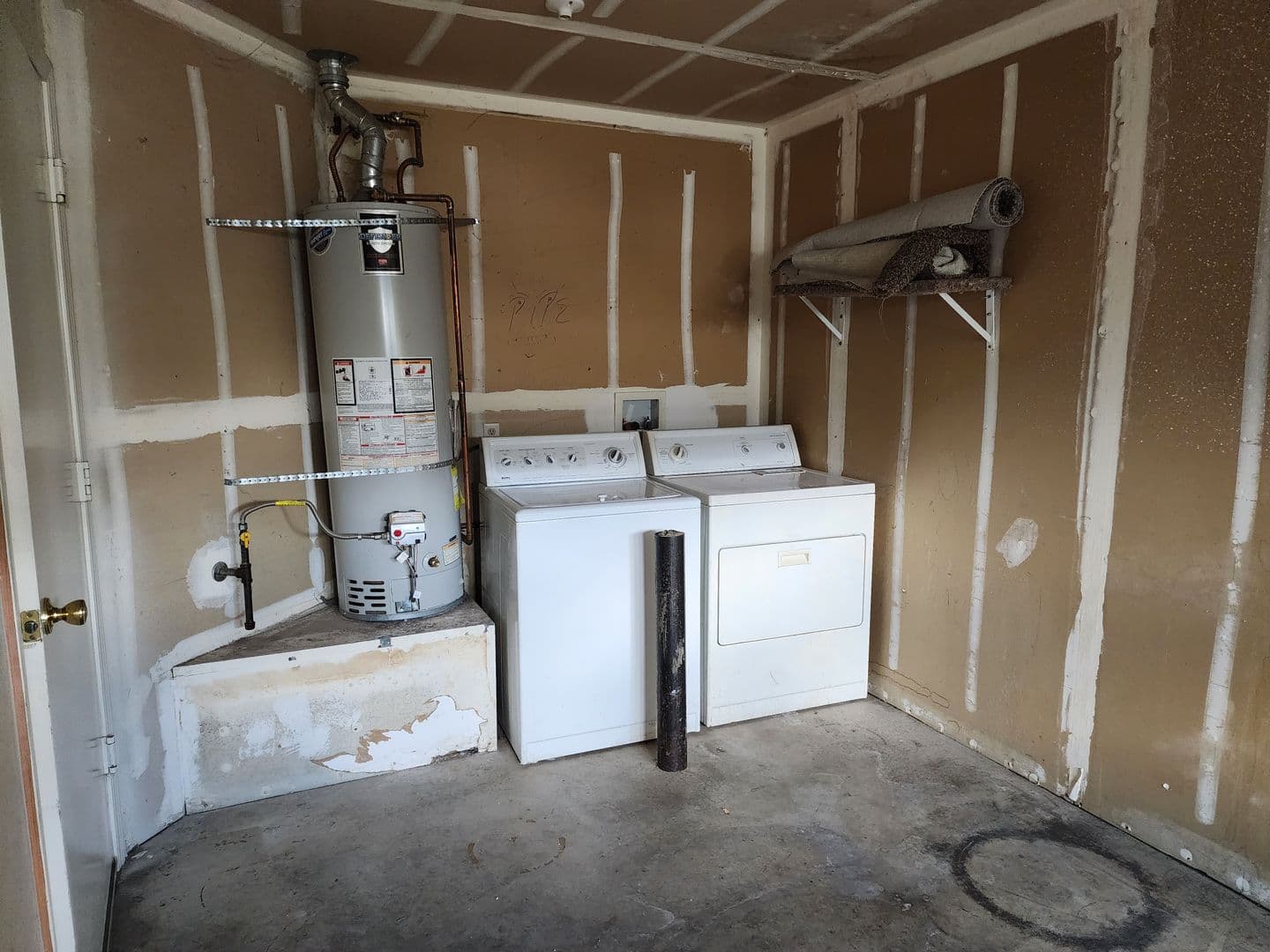 Dayton Apartment: 404 Valley Circle