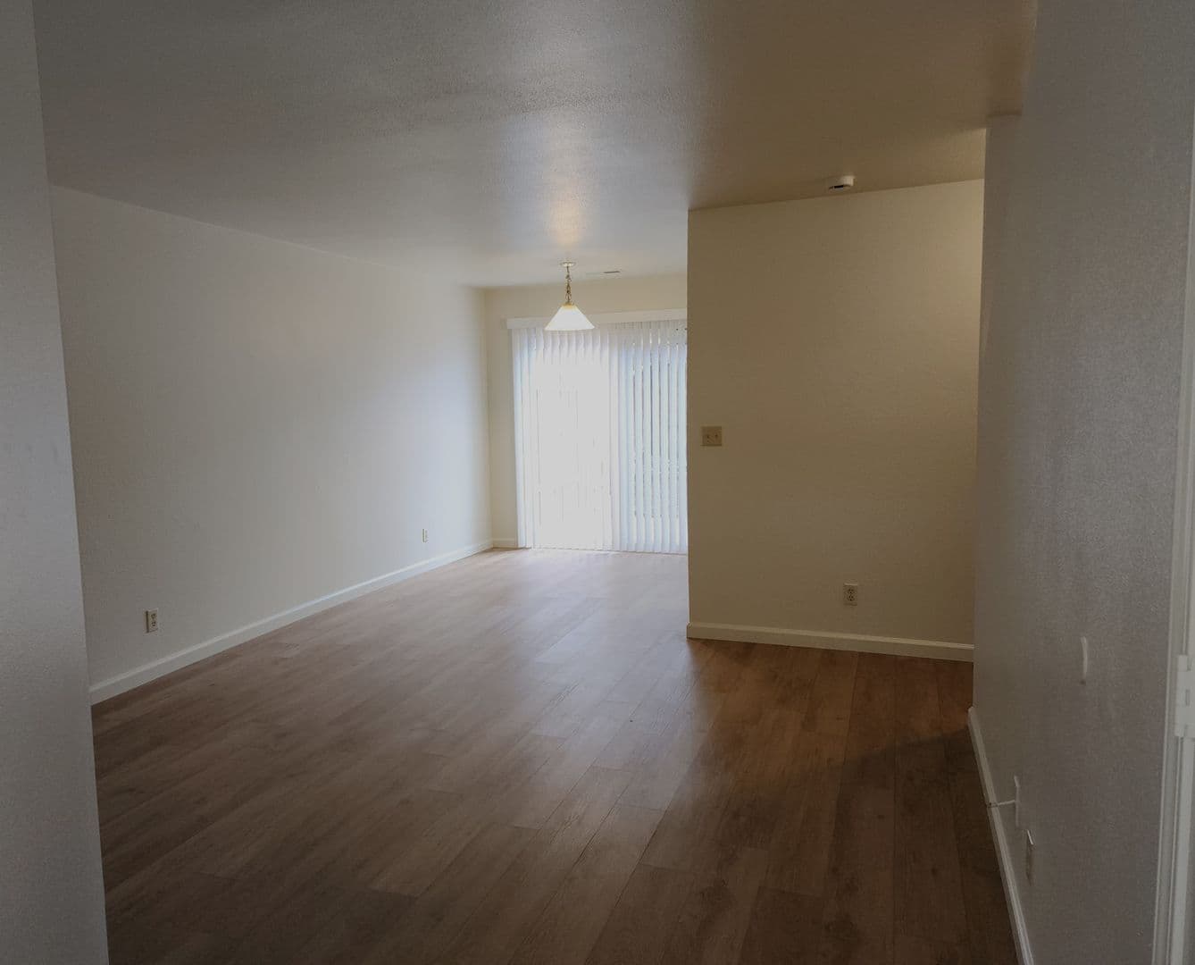 Dayton Apartment: 404 Valley Circle