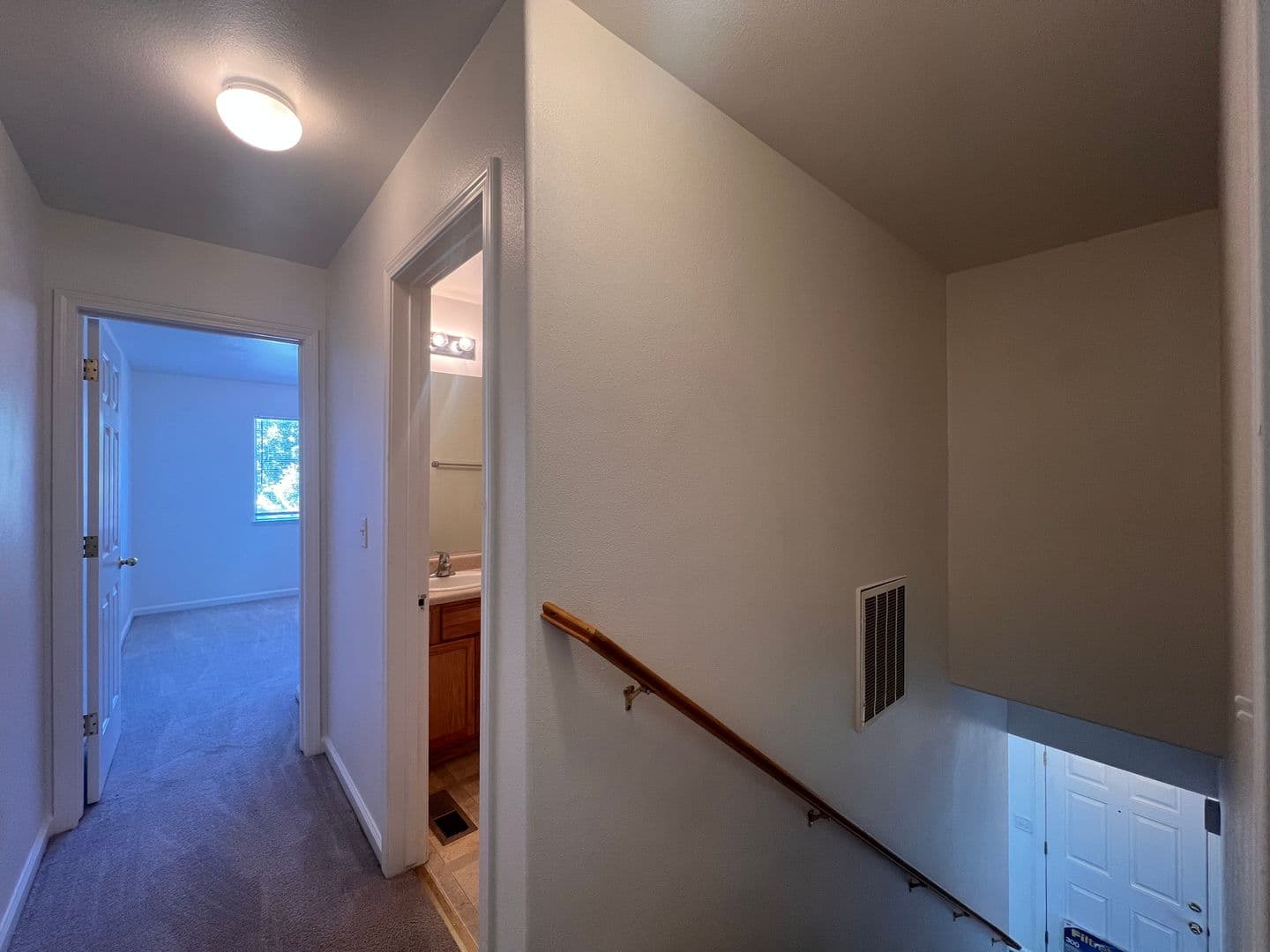 Fernley Apartment: 725 Starlite Drive
