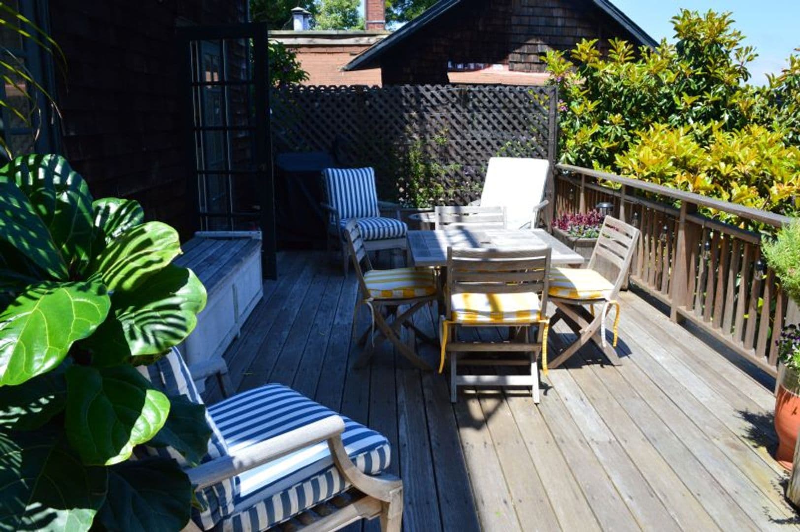 Sausalito House: 140 Bulkley Ave.