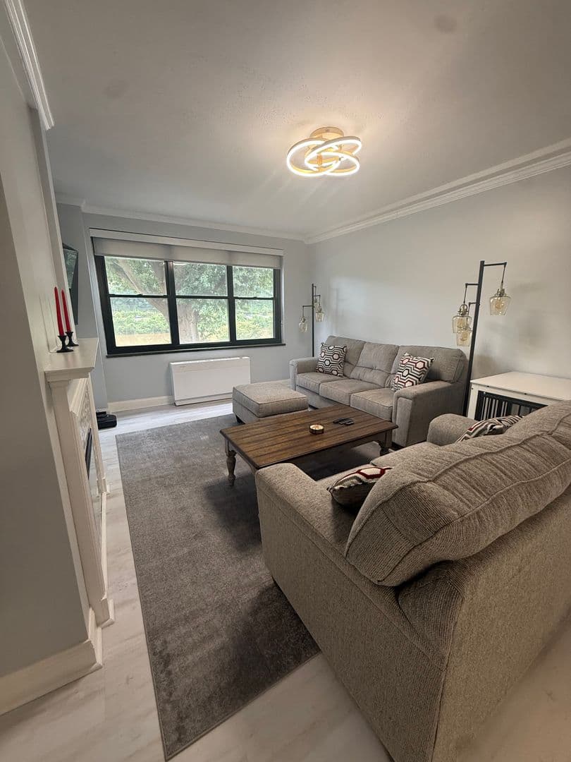 Charleston Apartment: 1108 Kanawha Blvd E Unit 205