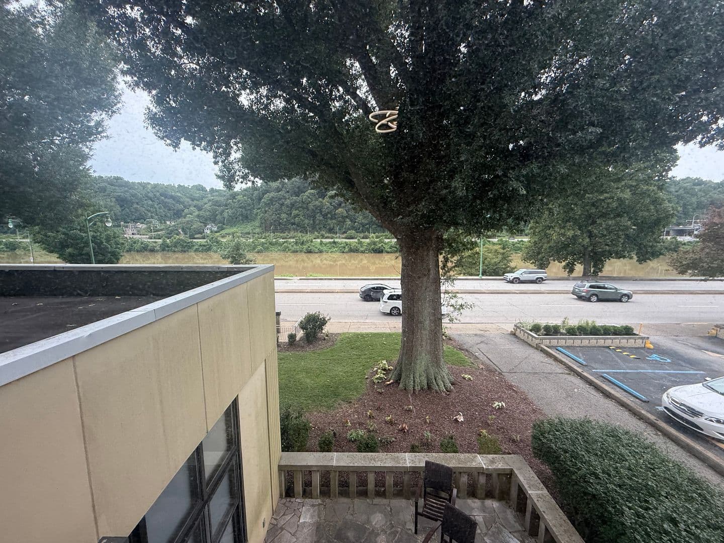Charleston Apartment: 1108 Kanawha Blvd E Unit 205