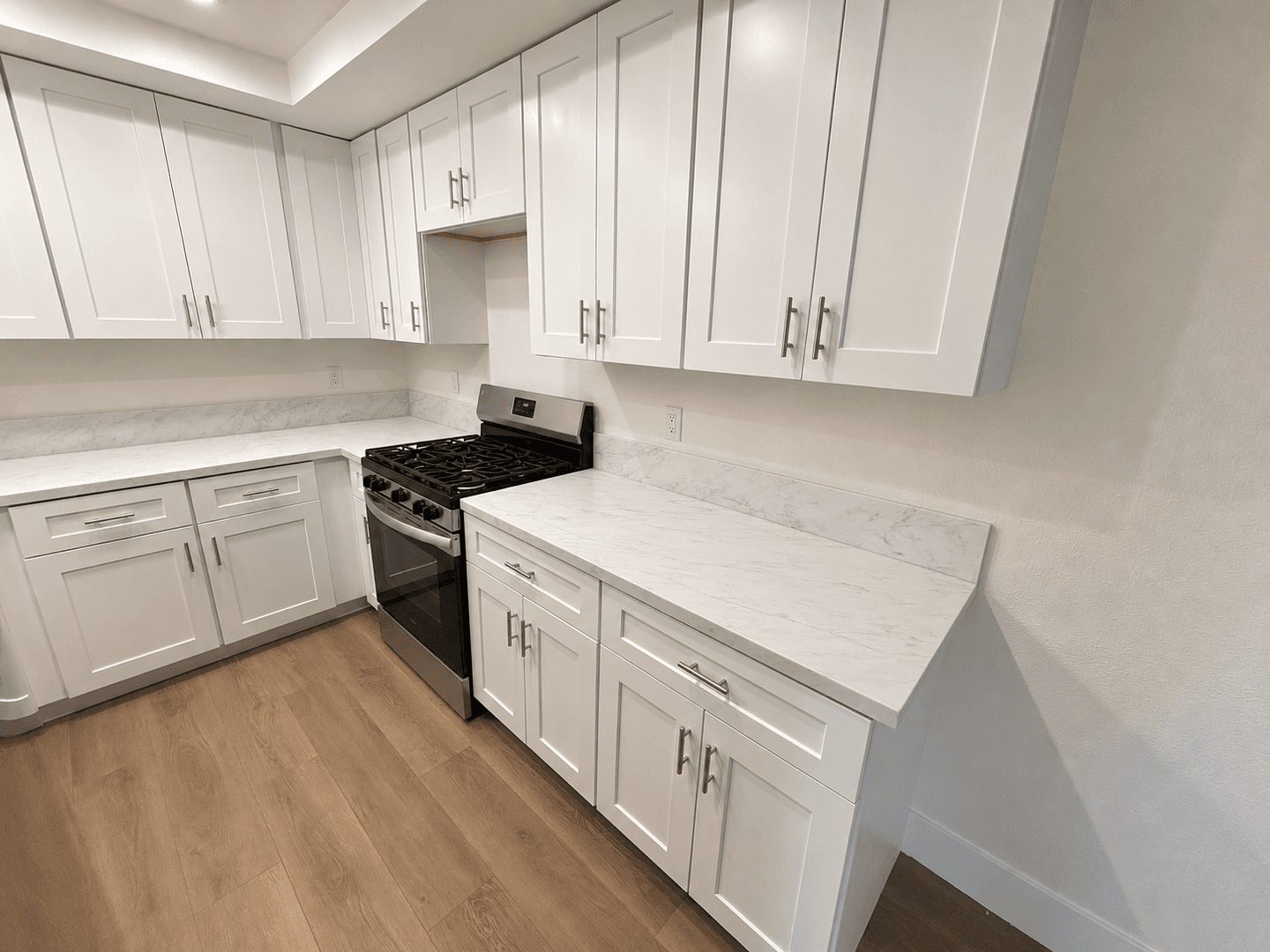 Garden Grove Apartment: 12101 Laguna St