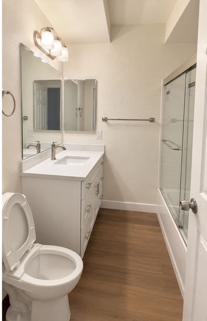 Garden Grove Apartment: 12101 Laguna St