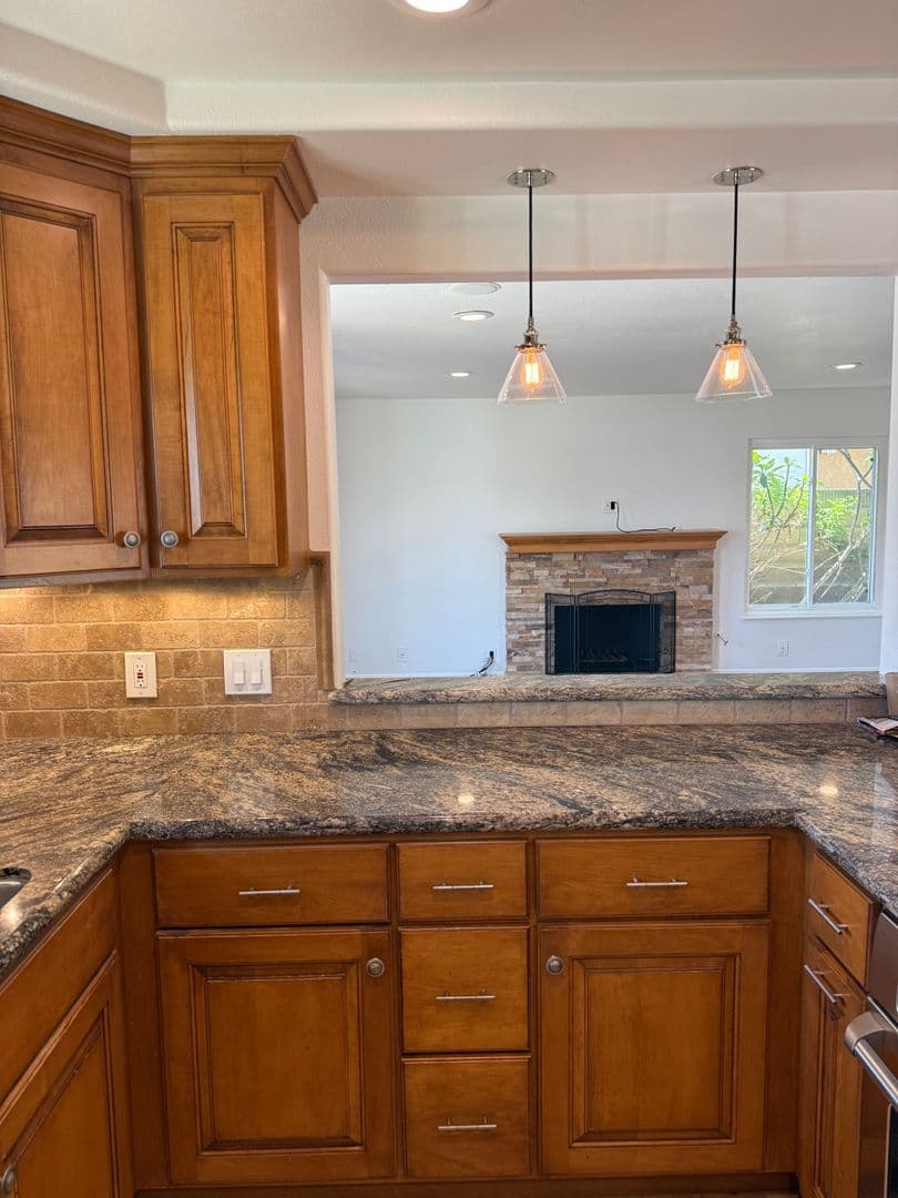 Costa Mesa House: 3017 Cleveland Ave