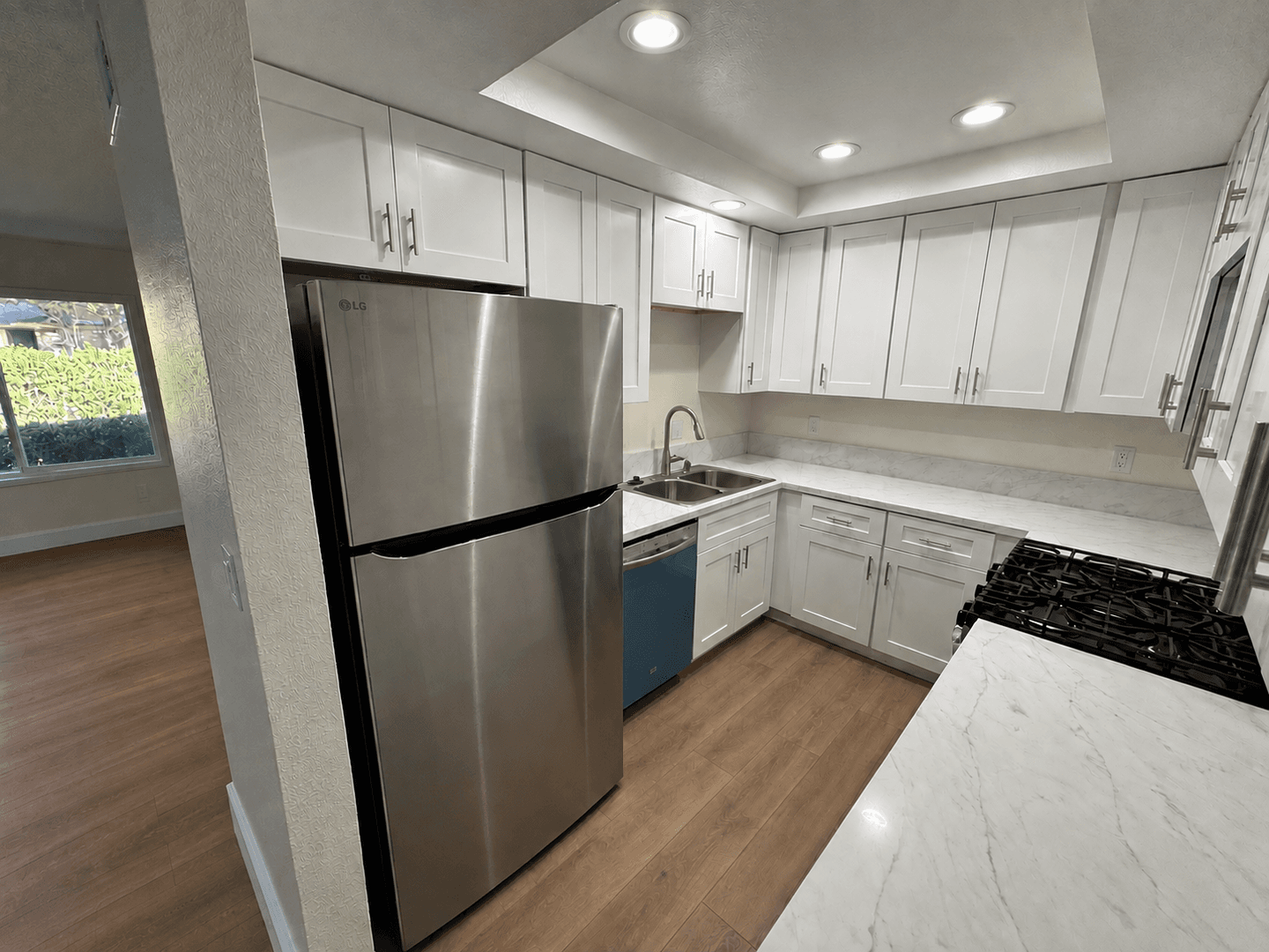 Garden Grove Apartment: 12101 Laguna St