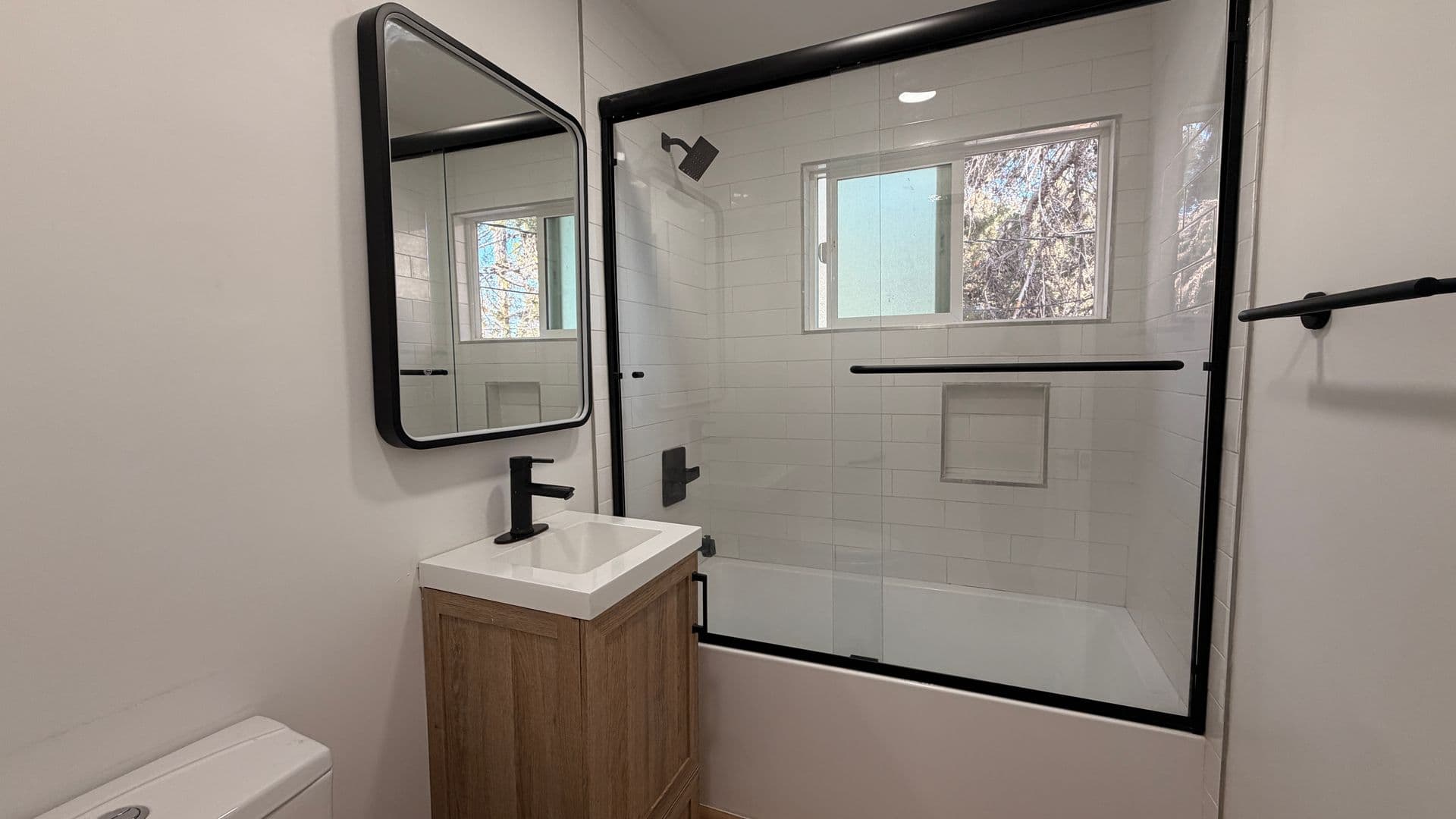 Pasadena Apartment: 267 - 269 Barthe Drive