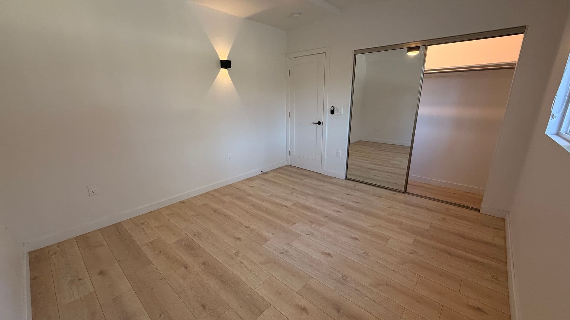 Pasadena Apartment: 267 - 269 Barthe Drive