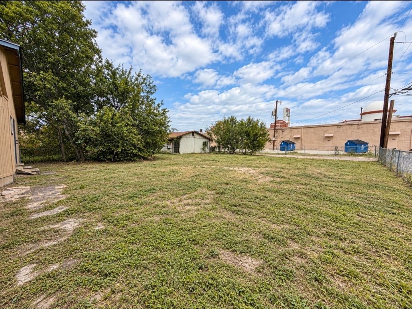 San Antonio House: 429 Verne St
