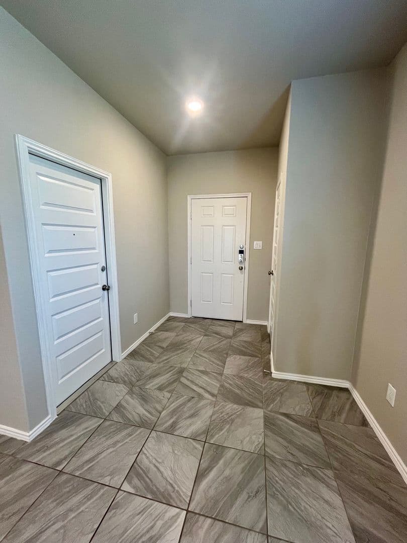 San Antonio House: 4238 Admirals Bend