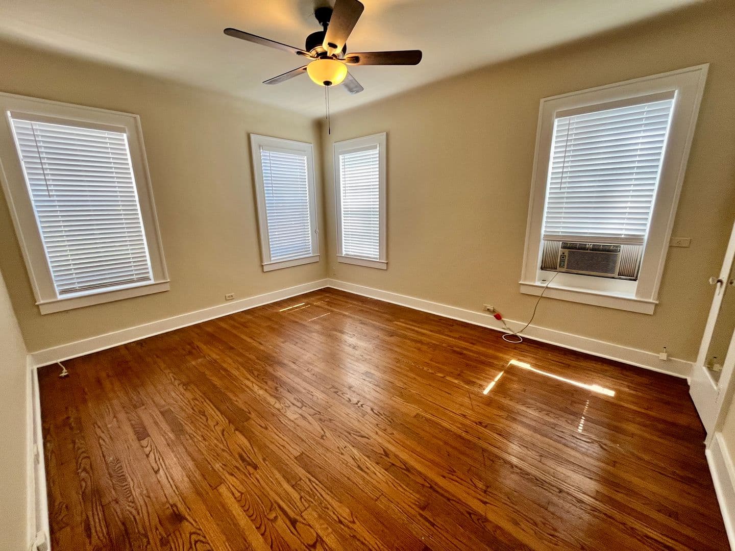 San Antonio House: 424 East Ashby Place - 1