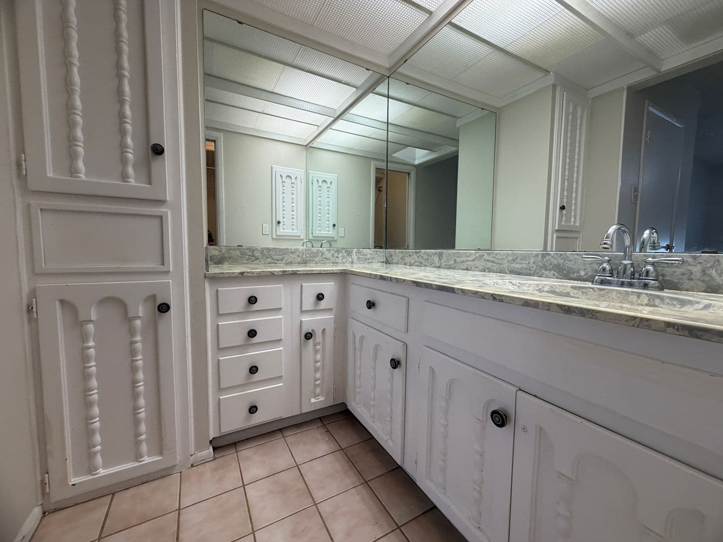 San Antonio Apartment: 11119 Whisper Valley Street