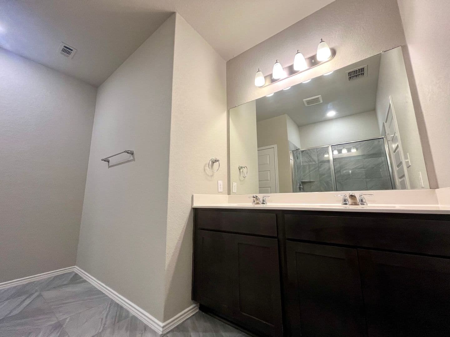 San Antonio House: 4238 Admirals Bend