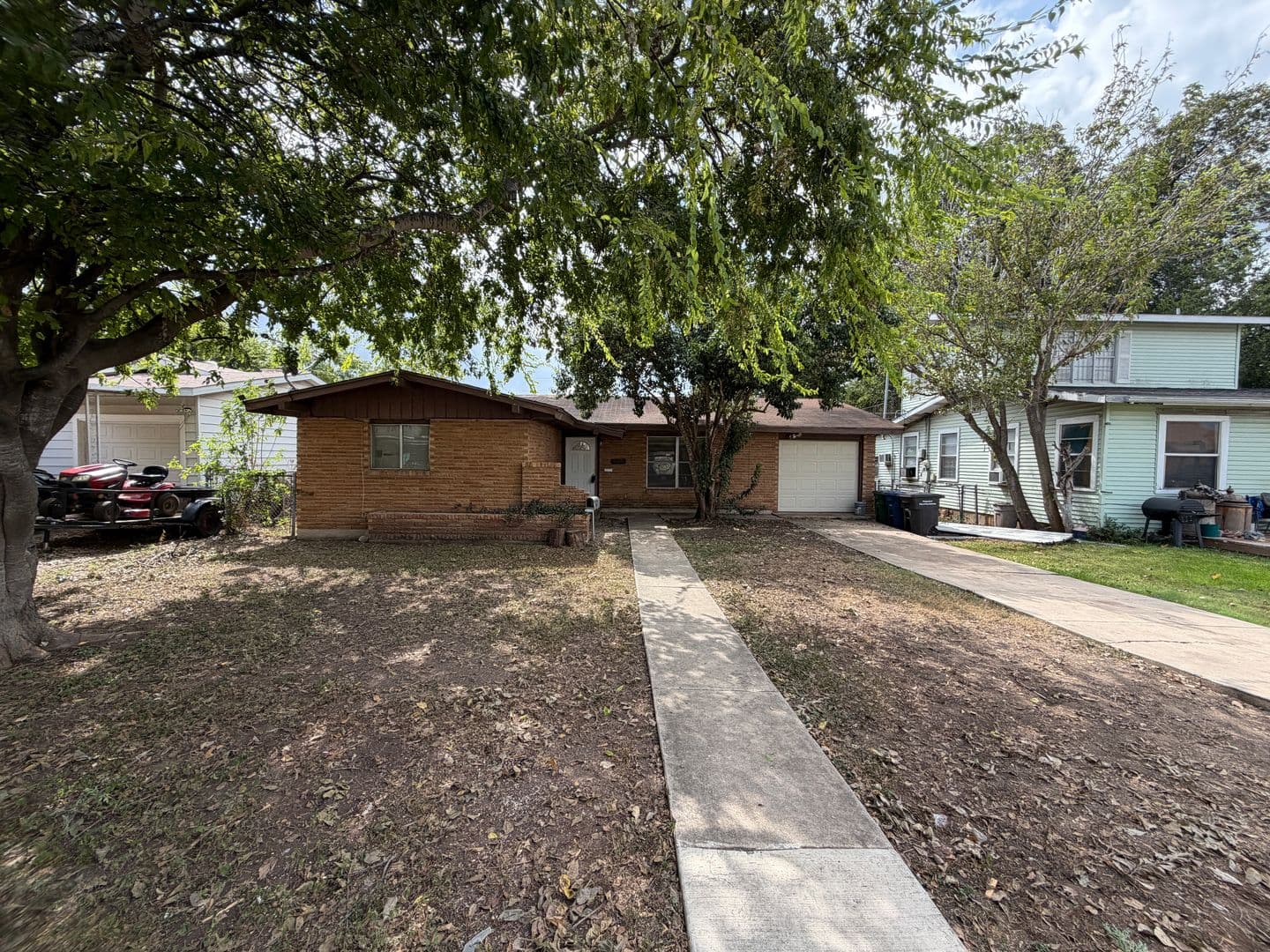 San Antonio House: 318 Como Street