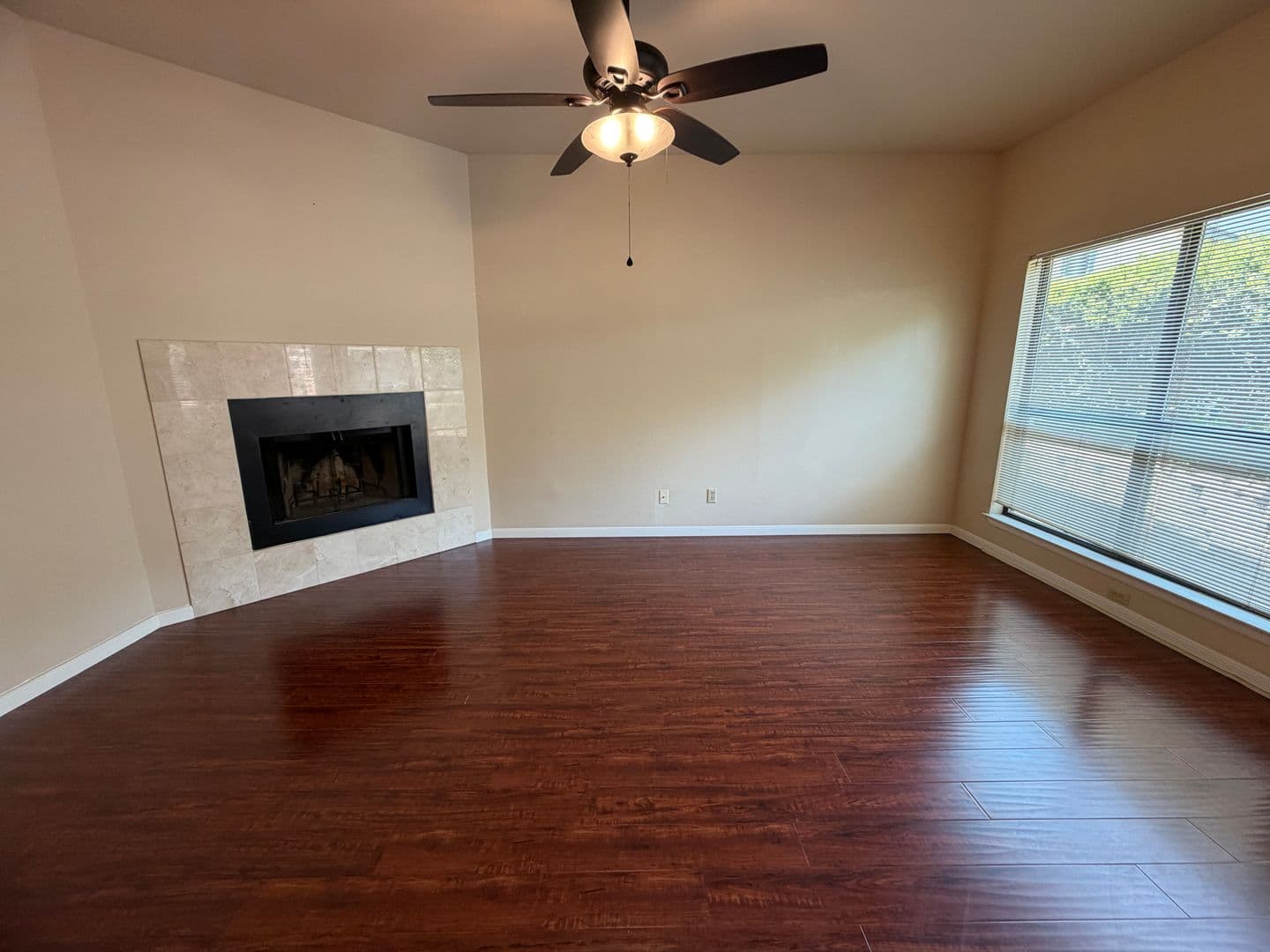 San Antonio Apartment: 829 W. Bitters Rd #602