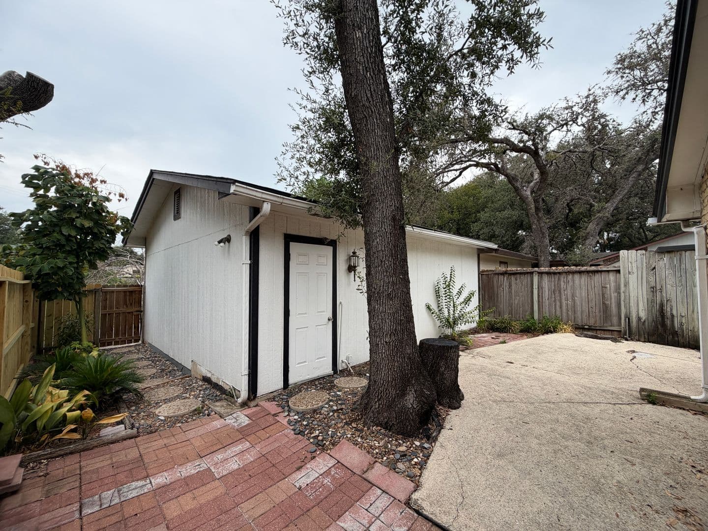 San Antonio Apartment: 11119 Whisper Valley Street