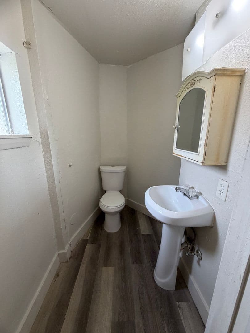 San Antonio House: 429 Verne St