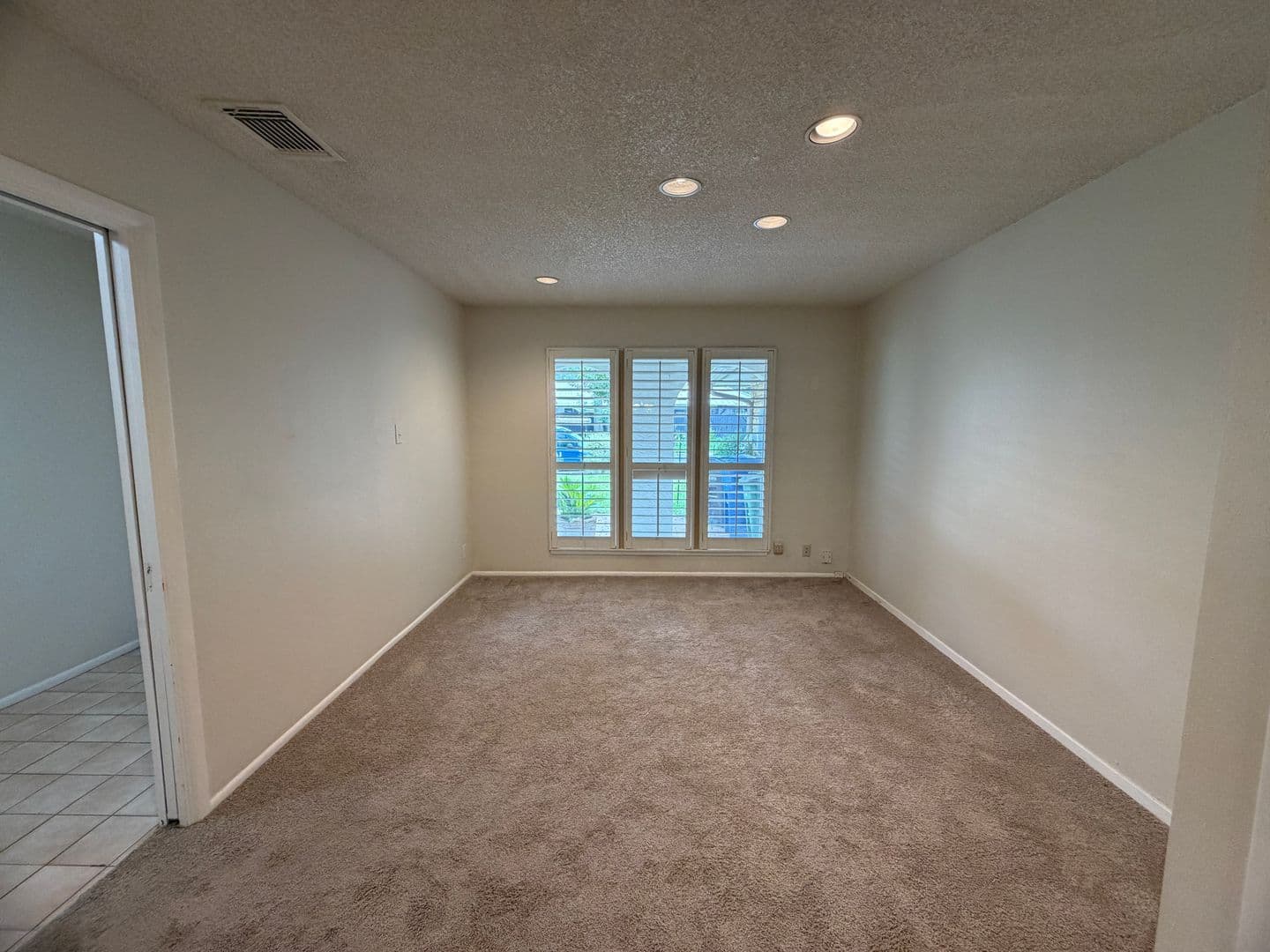 San Antonio Apartment: 11119 Whisper Valley Street