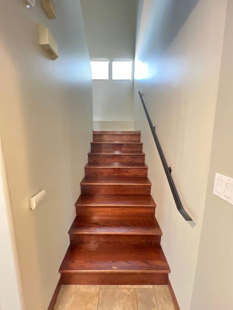 Bakersfield House: 3006 Tresselwyck Ln.
