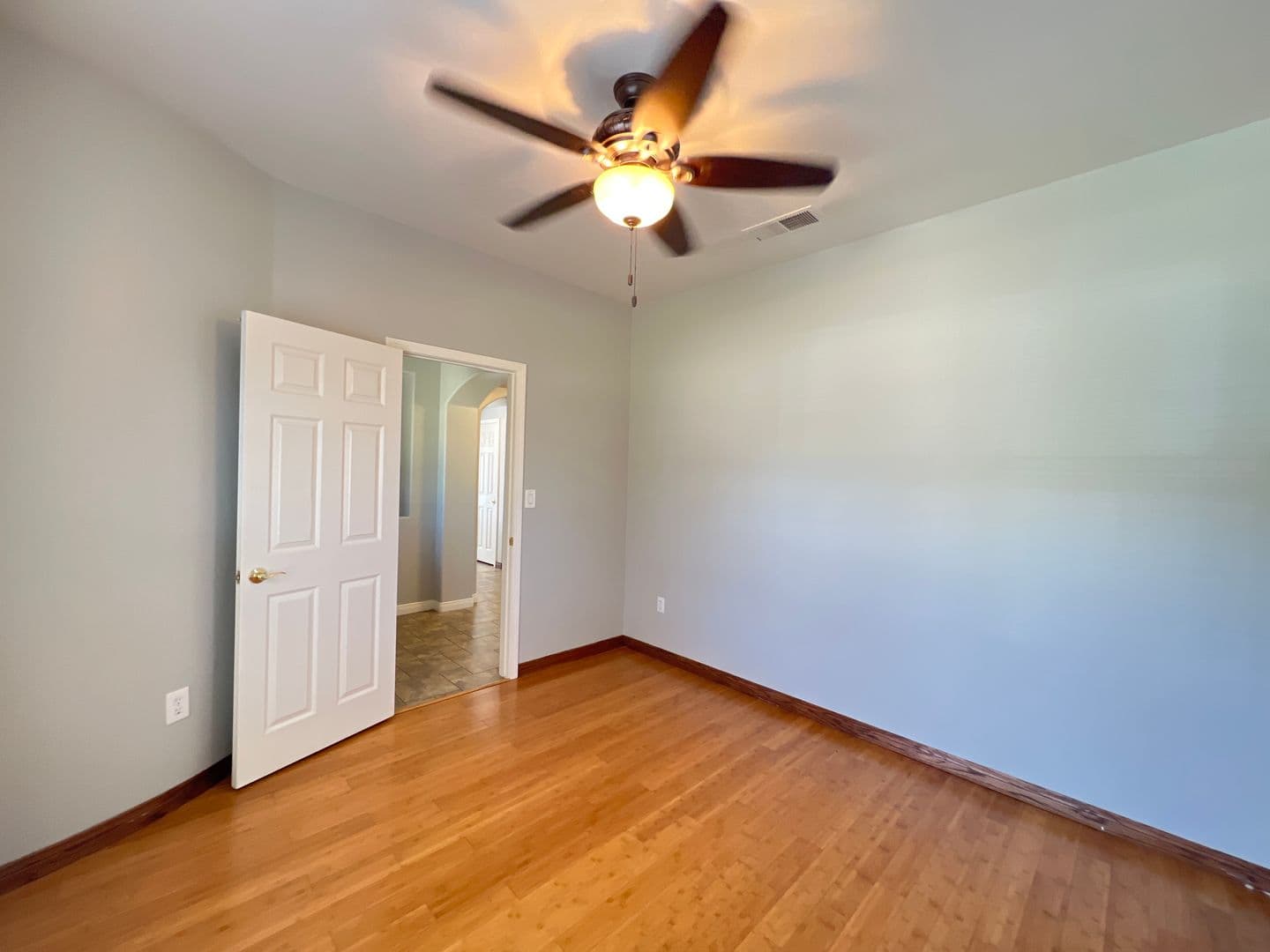 Bakersfield House: 3006 Tresselwyck Ln.