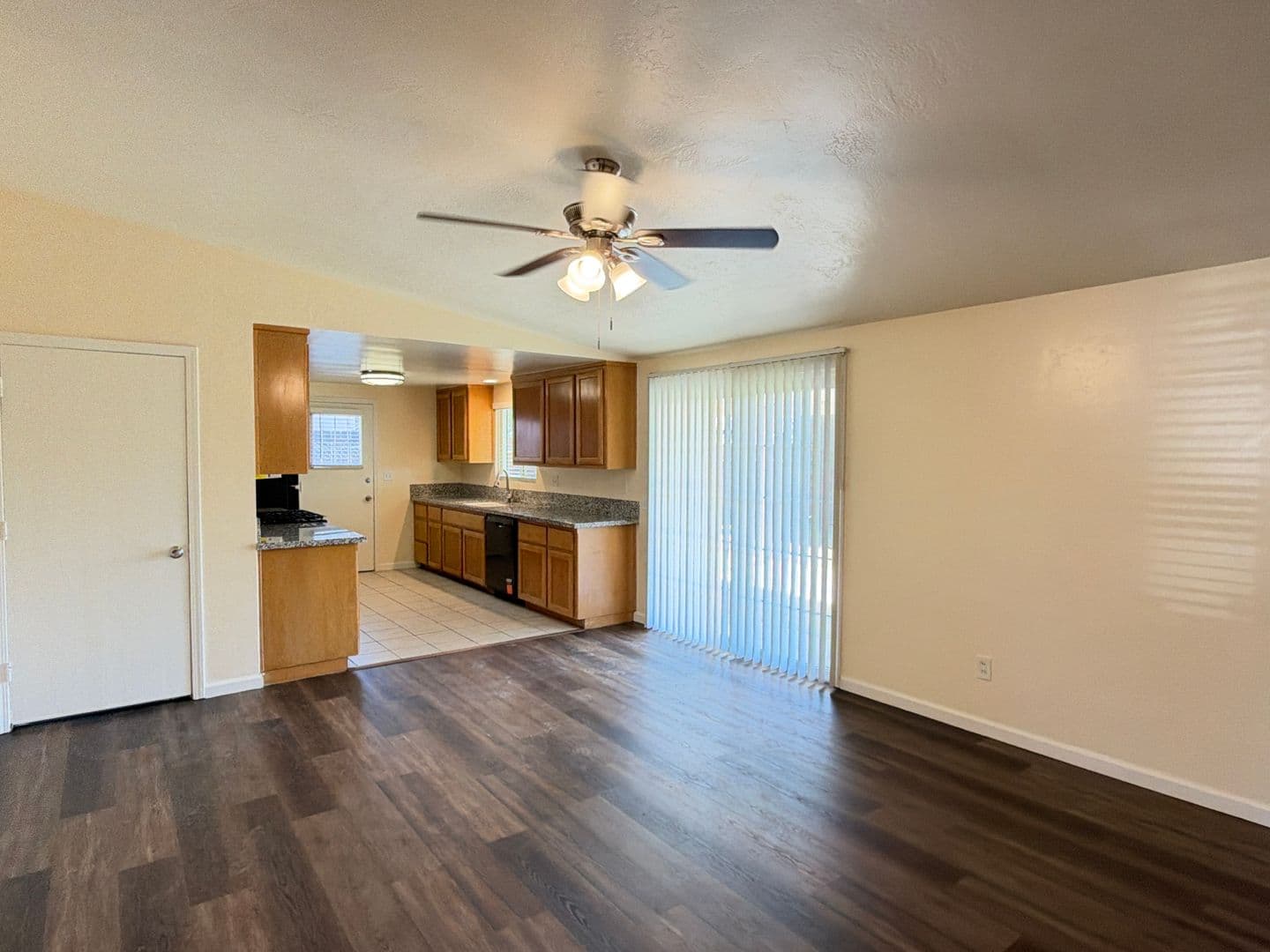 Bakersfield House: 2319 University Ave