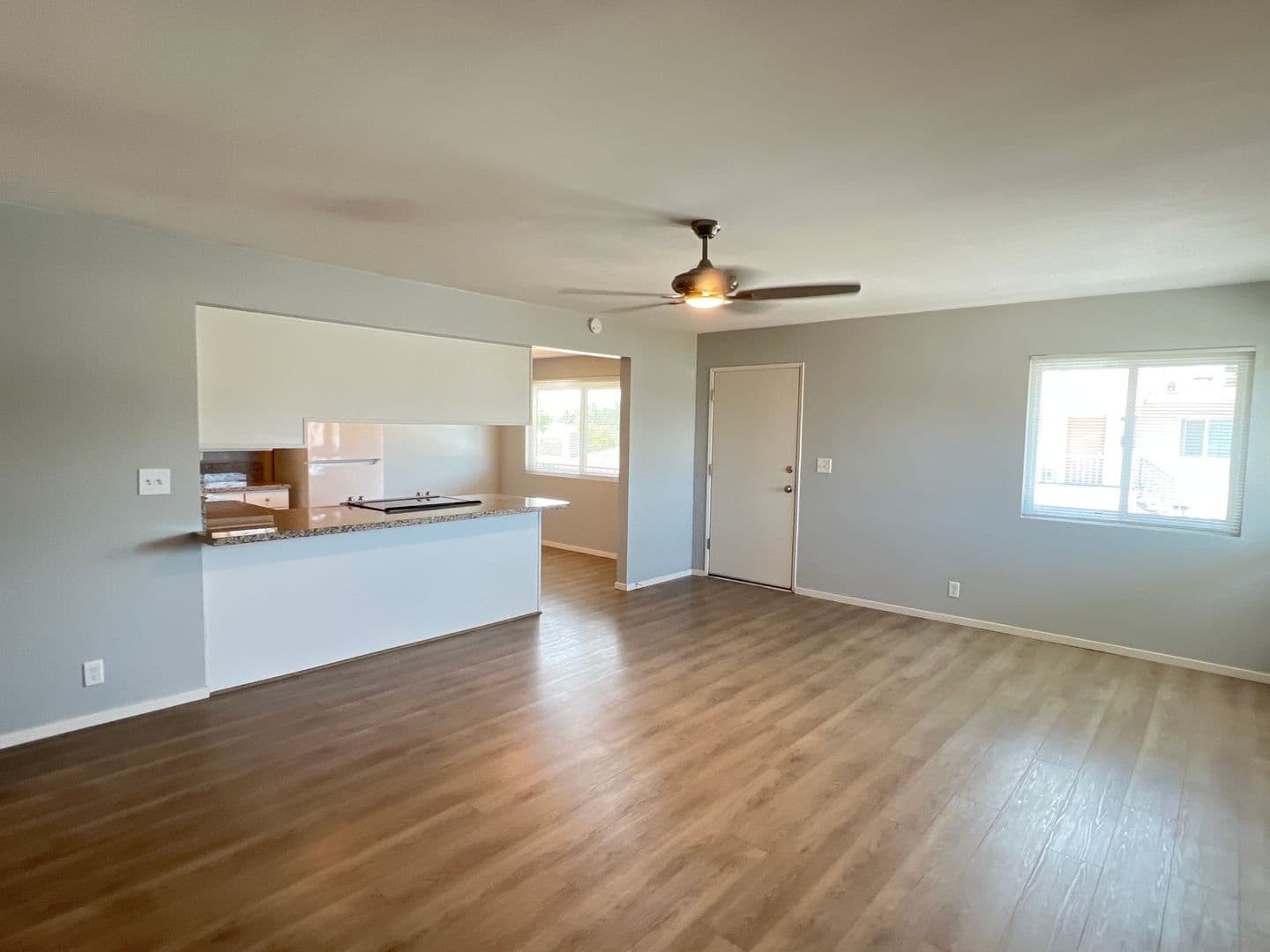 Bakersfield Apartment: 5900 Stockdale Hwy